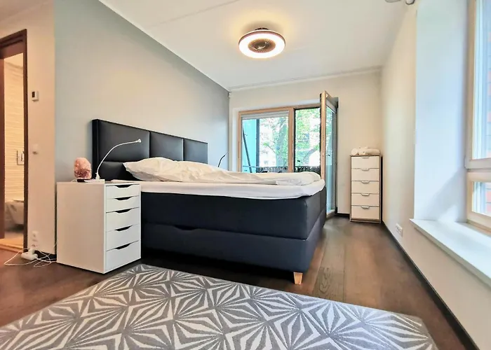 Scandian - Centre * Reval